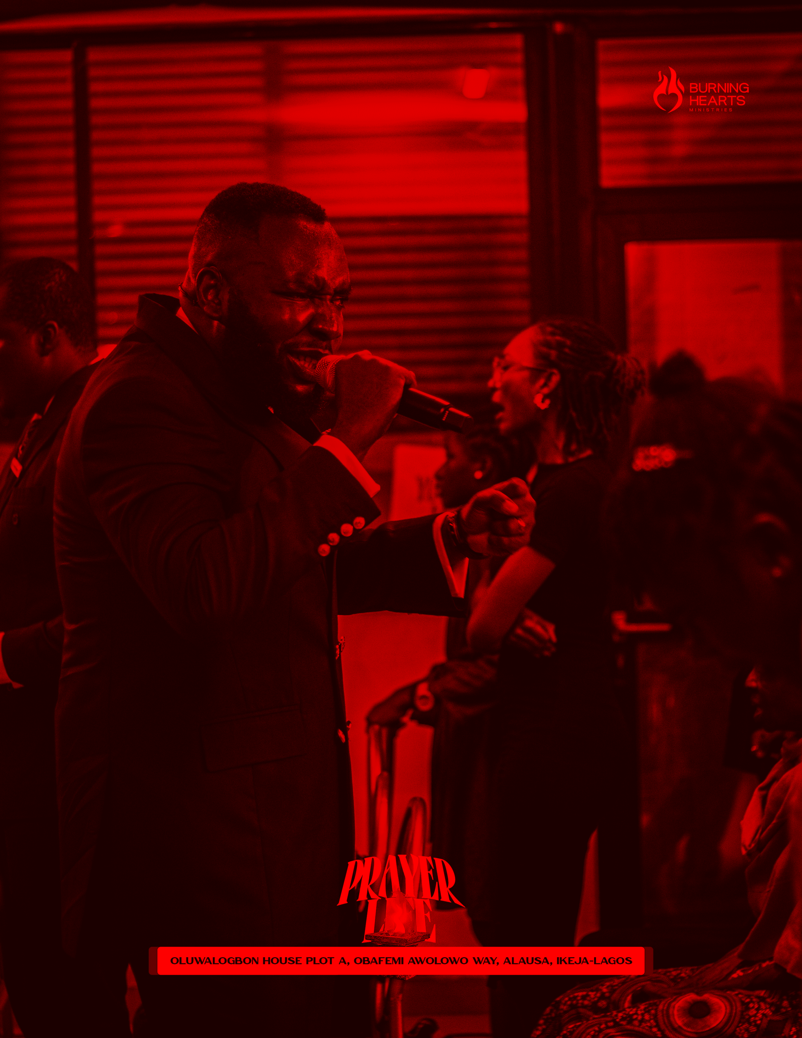 Pastor Elvis Okhifo with congregation